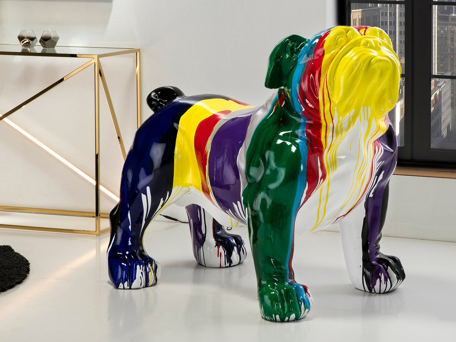 HUGO- BULLDOG GRANDE COLORES